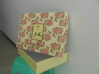 纸箱